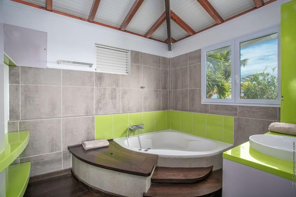 Luxueuse Villa Katleya, Vue Mer เลอโวแกล็ง ภายนอก รูปภาพ