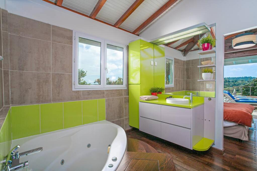 Luxueuse Villa Katleya, Vue Mer เลอโวแกล็ง ภายนอก รูปภาพ